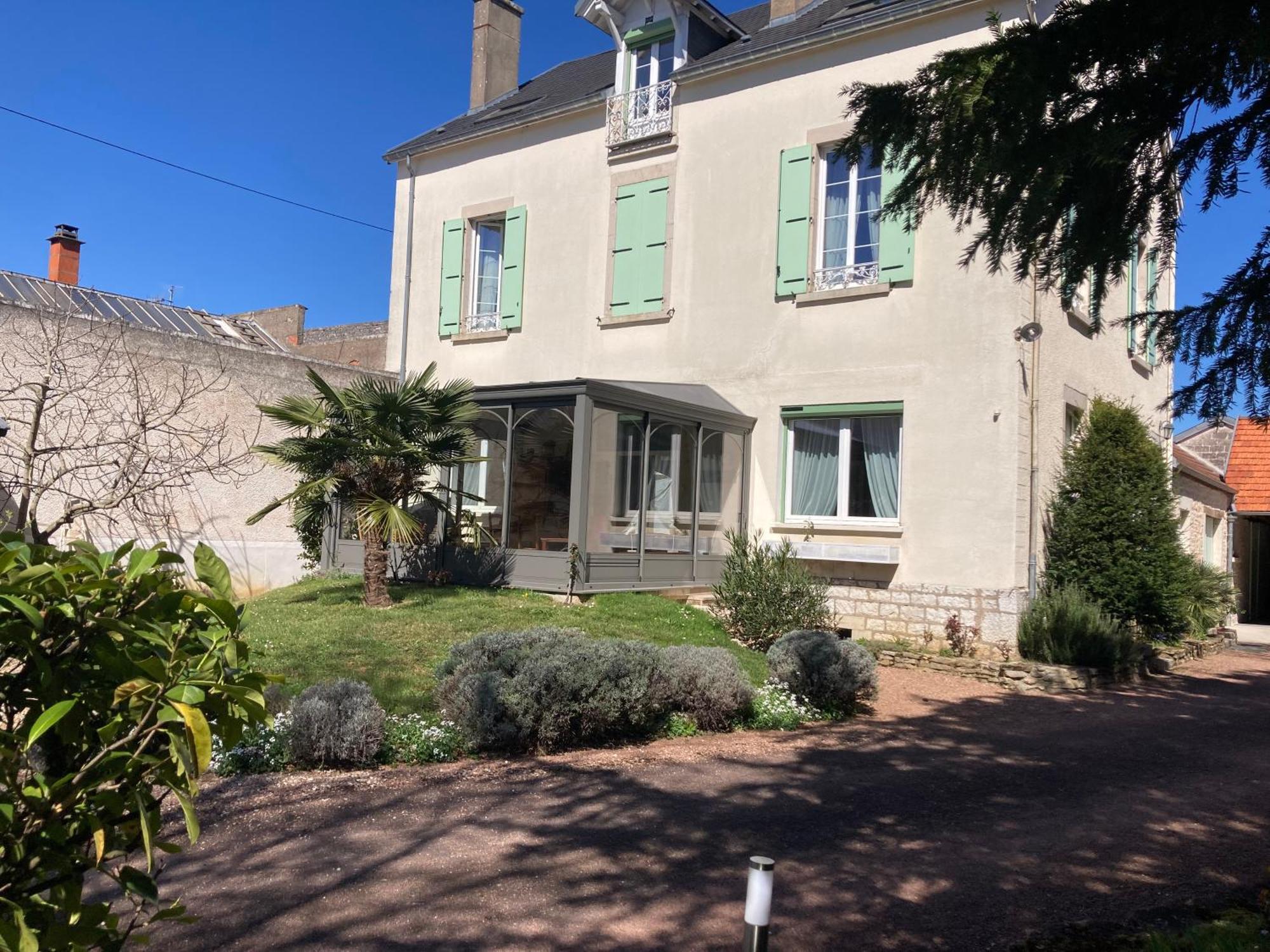 Maison Gille Nuits-Saint-Georges Luaran gambar