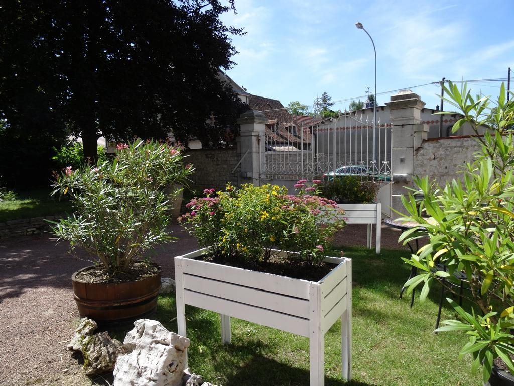 Maison Gille Nuits-Saint-Georges Luaran gambar
